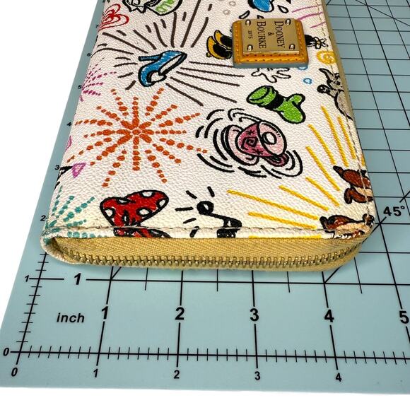 Disney Parks Dooney & Bourke White Sketch Long Wallet - Picture 12 of 16